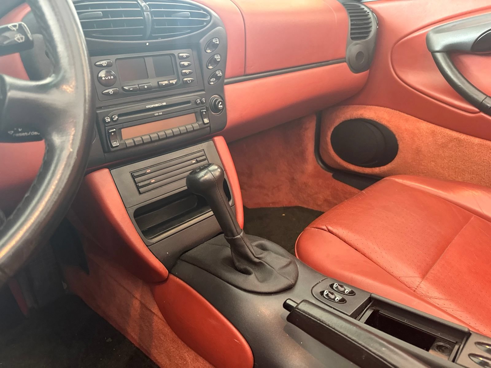 Used 1999 Porsche Boxster RWD image 18