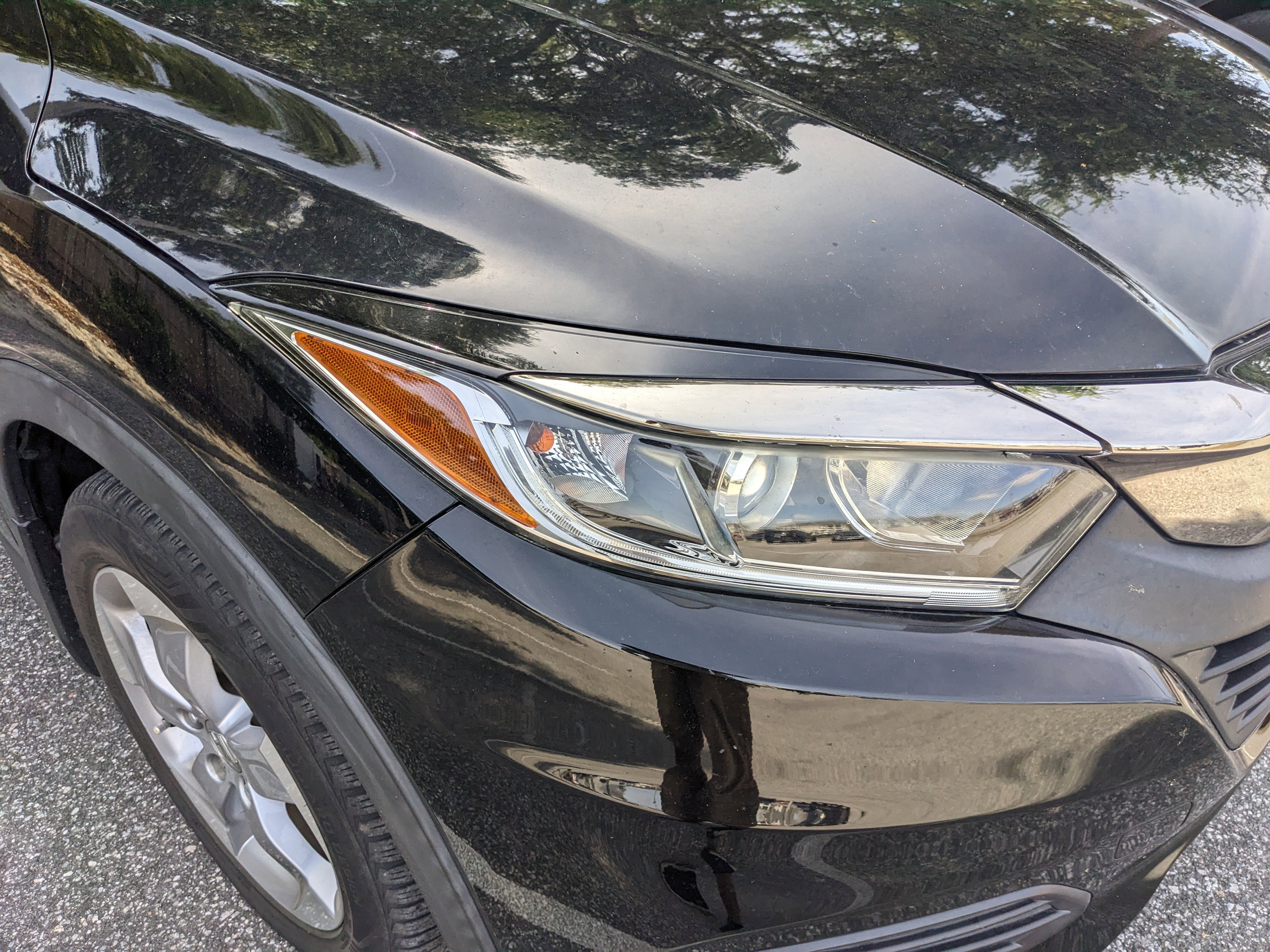 Used 2019 Honda HR-V LX image 6