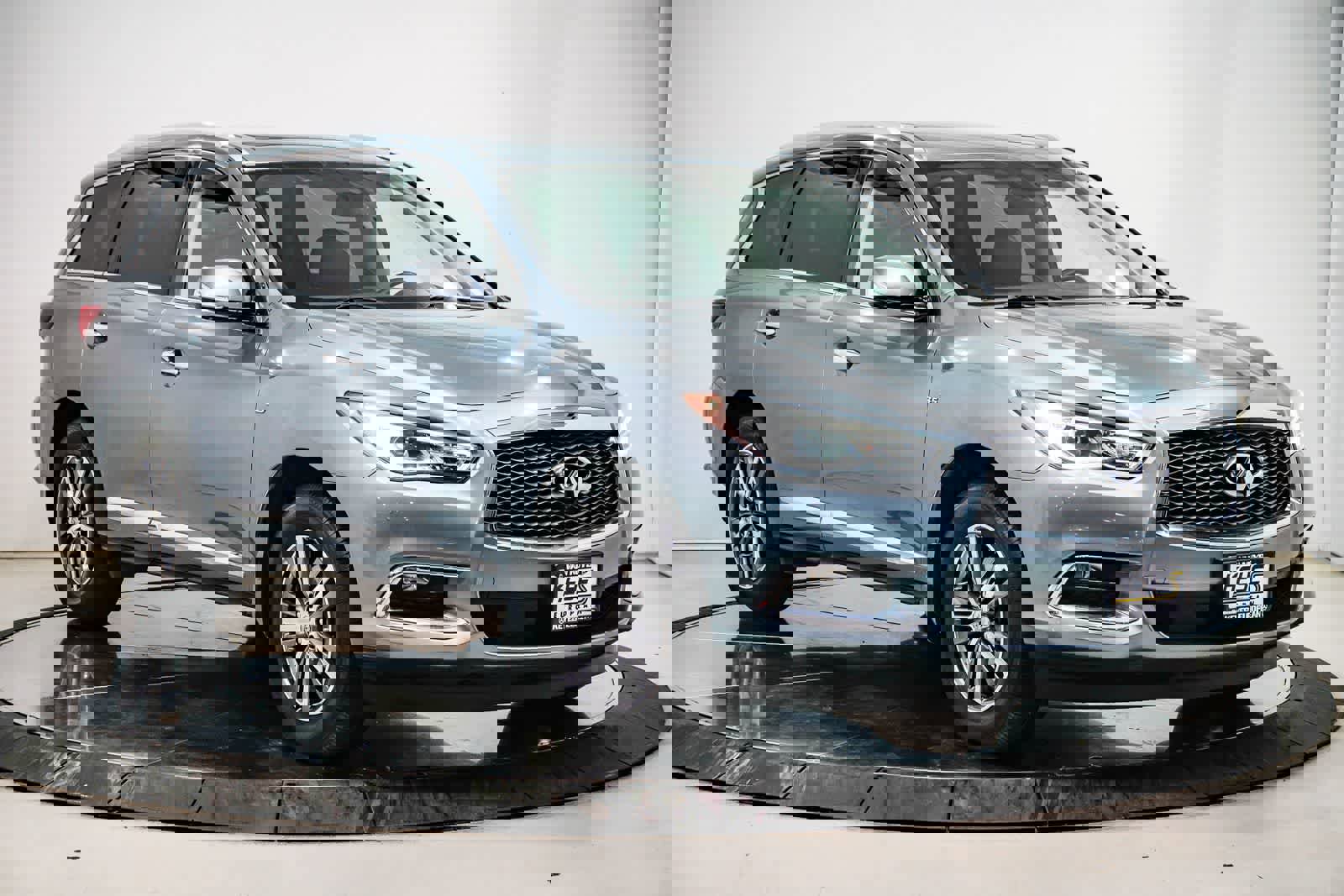 Used 2017 INFINITI QX60 FWD w/ Premium Plus Package image 5