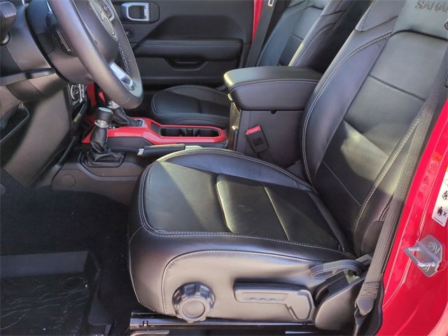 Used 2018 Jeep Wrangler Unlimited Sahara image 11