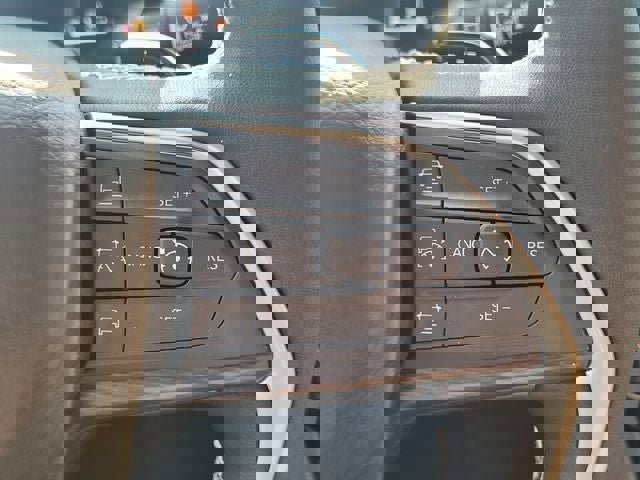 New 2025 Jeep Grand Cherokee L Laredo w/ Luxury Tech Group I image 22