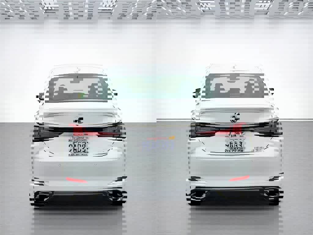 Used 2023 Lexus ES 350 F Sport image 5