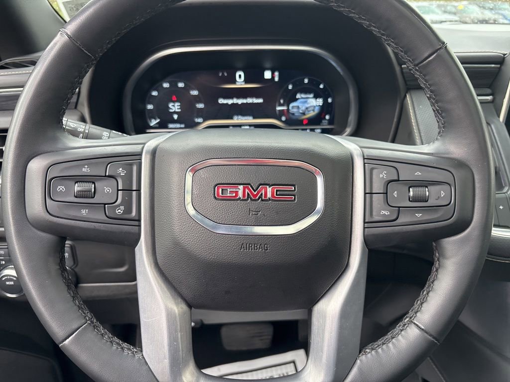 Used 2023 GMC Yukon XL SLT w/ SLT Luxury Package AWD/4WD image 29