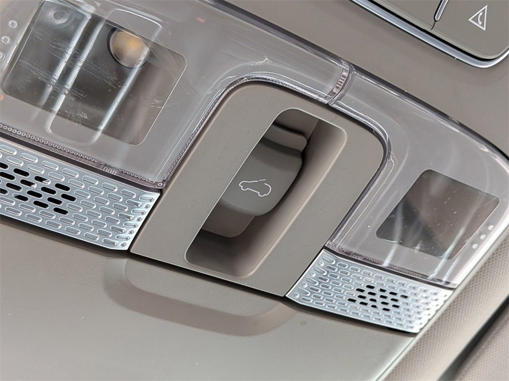 Certified 2022 Kia Telluride S image 23