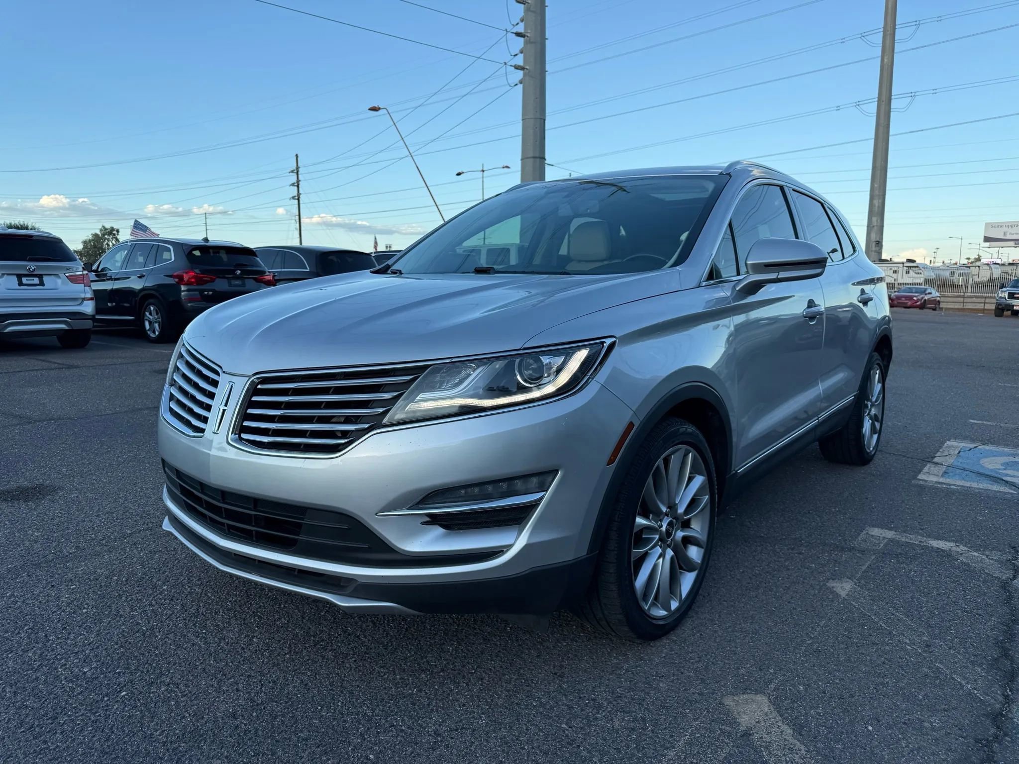 Used 2017 Lincoln MKC Reserve image 4