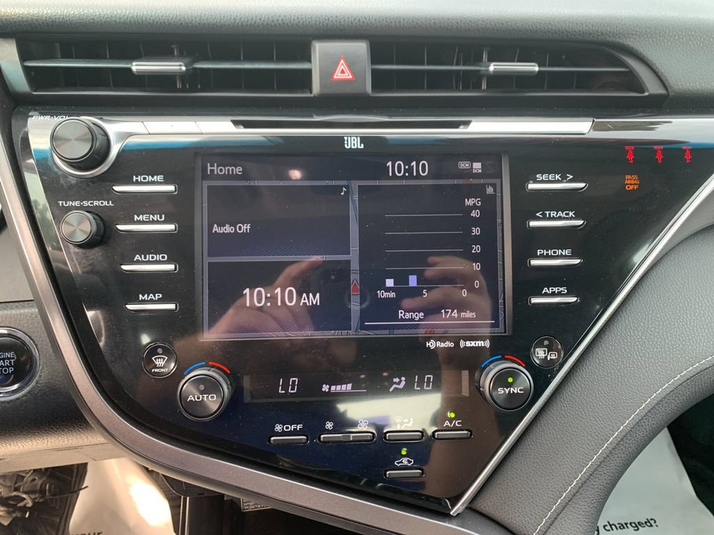 Used 2018 Toyota Camry XSE w/ Driver Assist Package FWD image 19