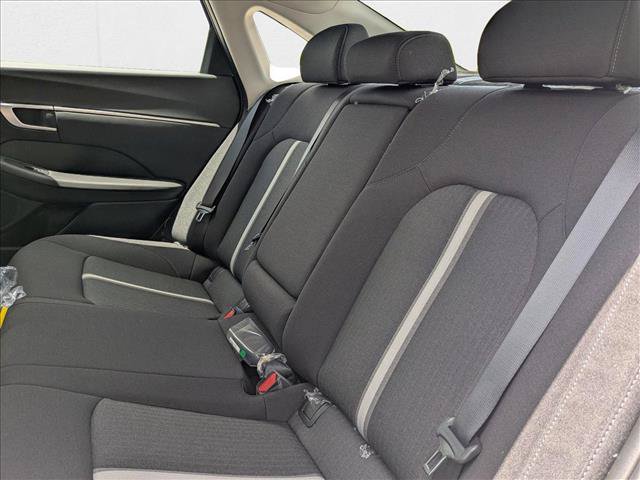 New 2025 Hyundai Sonata SEL FWD image 17