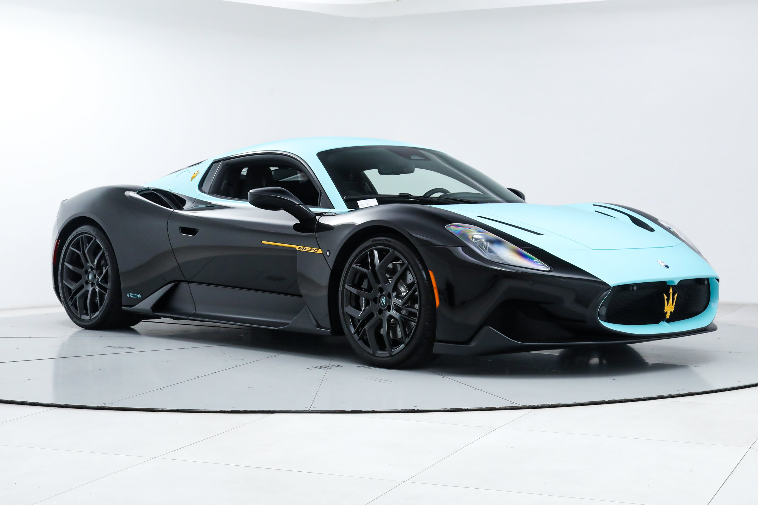 Used 2025 Maserati MC20 Coupe RWD image 8