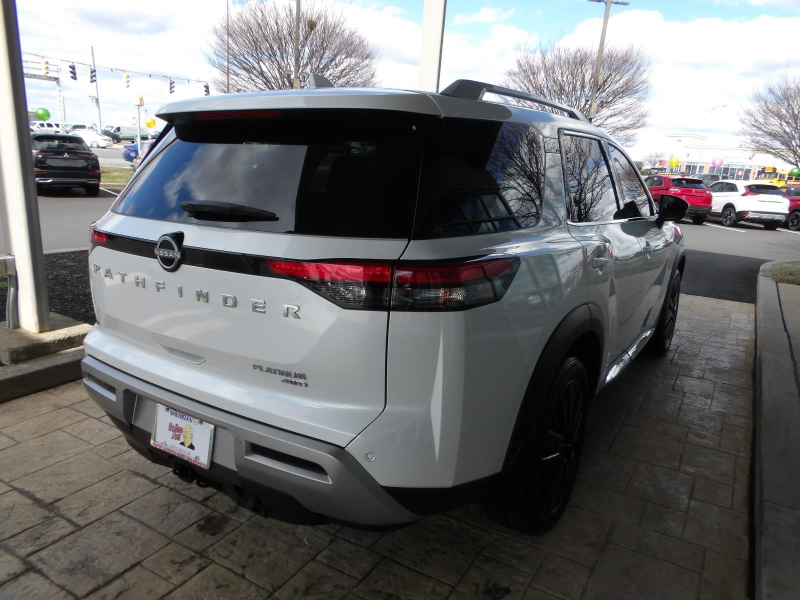 Certified 2025 Nissan Pathfinder Platinum w/ Cargo Package image 7