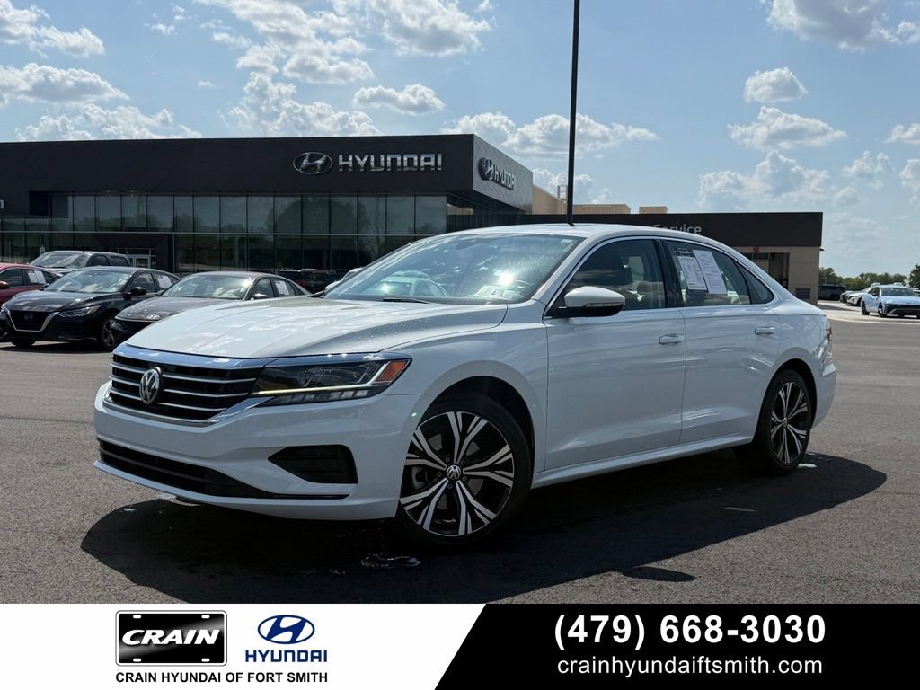 Used 2022 Volkswagen Passat 2.0T SE FWD image 1