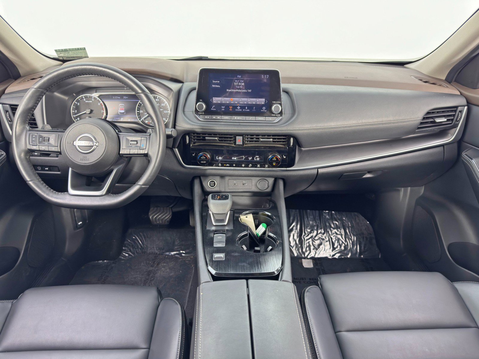 Used 2023 Nissan Rogue SV w/ SV Premium B Package FWD image 12
