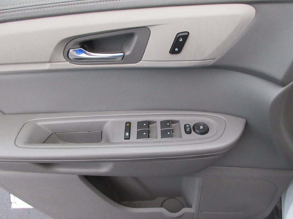 Certified 2017 Chevrolet Traverse LS FWD image 22