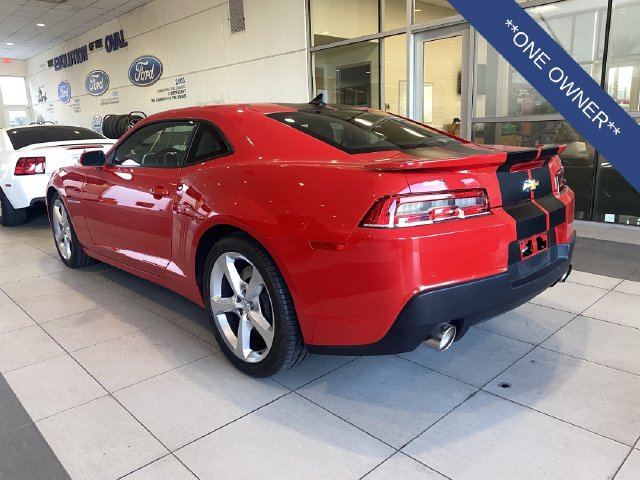 Used 2015 Chevrolet Camaro SS w/ RS Package RWD image 2