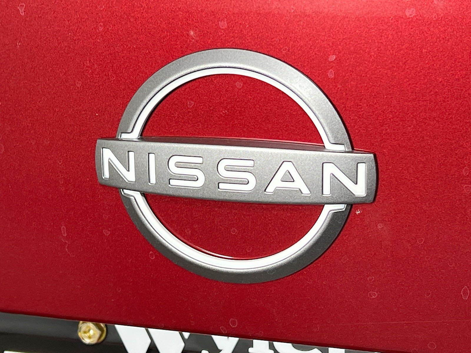New 2025 Nissan Versa SR w/ Trunk Package FWD image 31