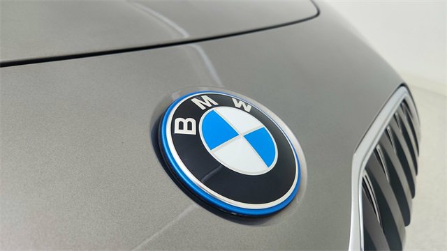 Used 2025 BMW i7 eDrive50 image 16