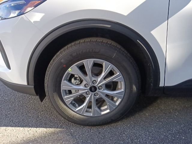 New 2026 Ford Escape Active w/ Cold Weather Package image 10