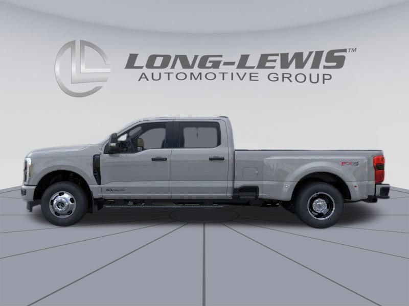 New 2026 Ford F350 XL image 3