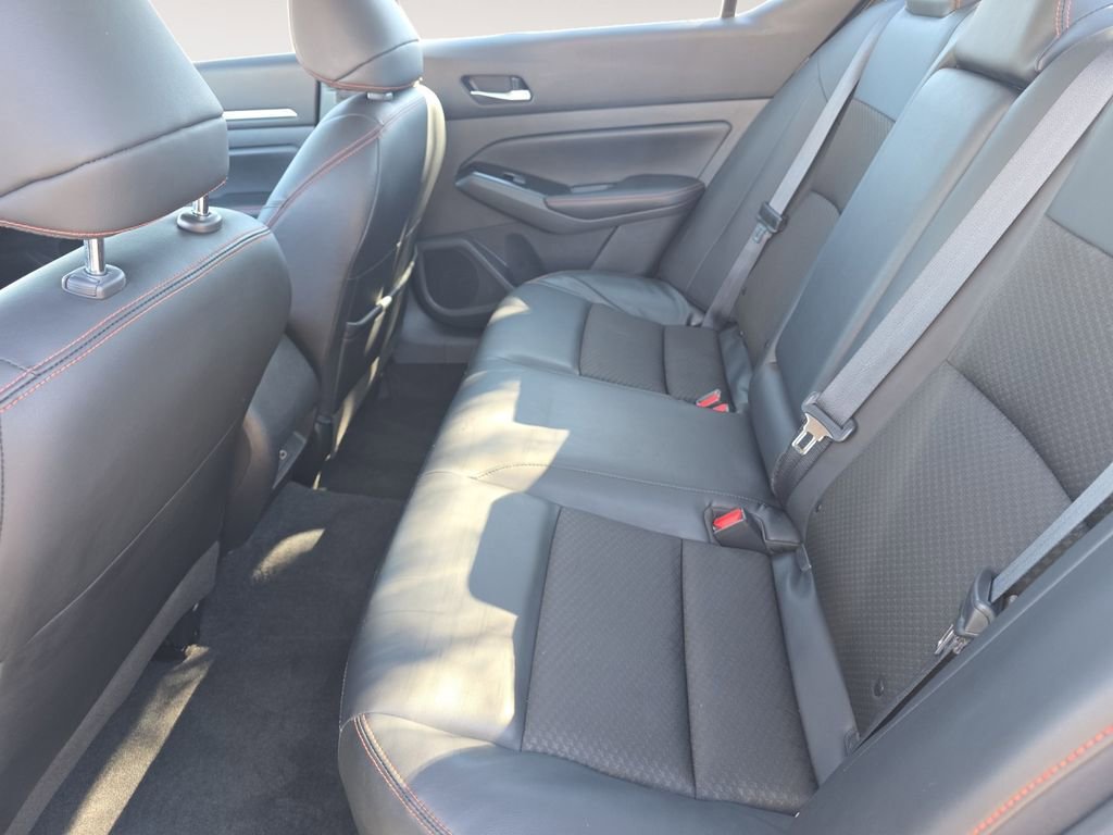 Used 2024 Nissan Altima 2.5 SR image 13