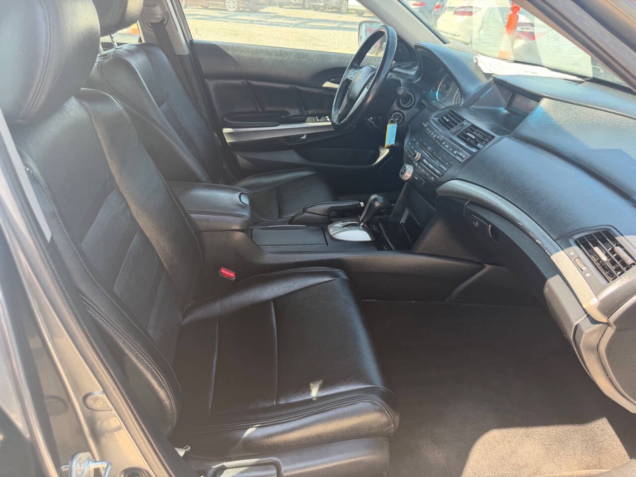 Used 2009 Honda Accord EX-L image 17