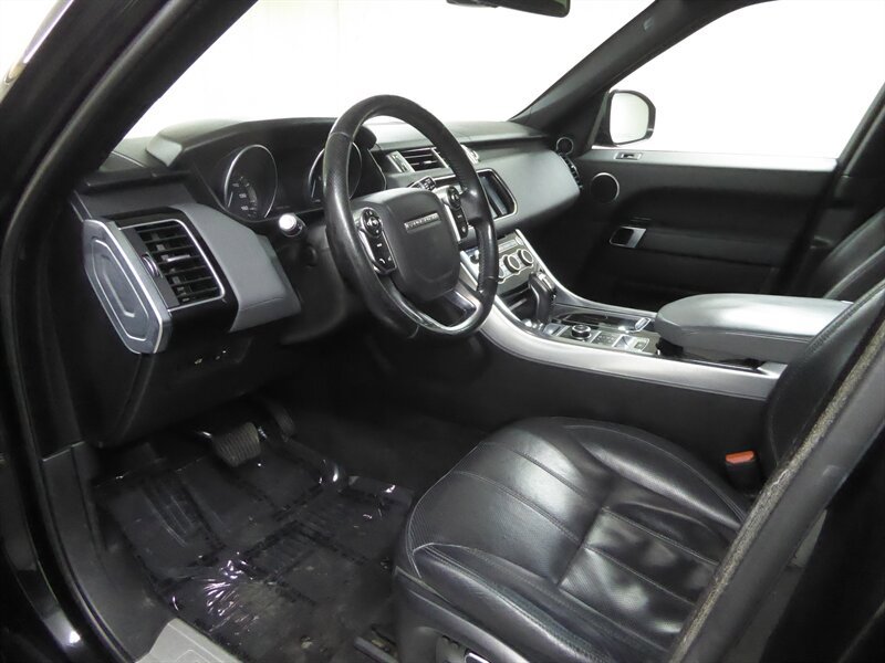 Used 2014 Land Rover Range Rover Sport HSE AWD/4WD image 19