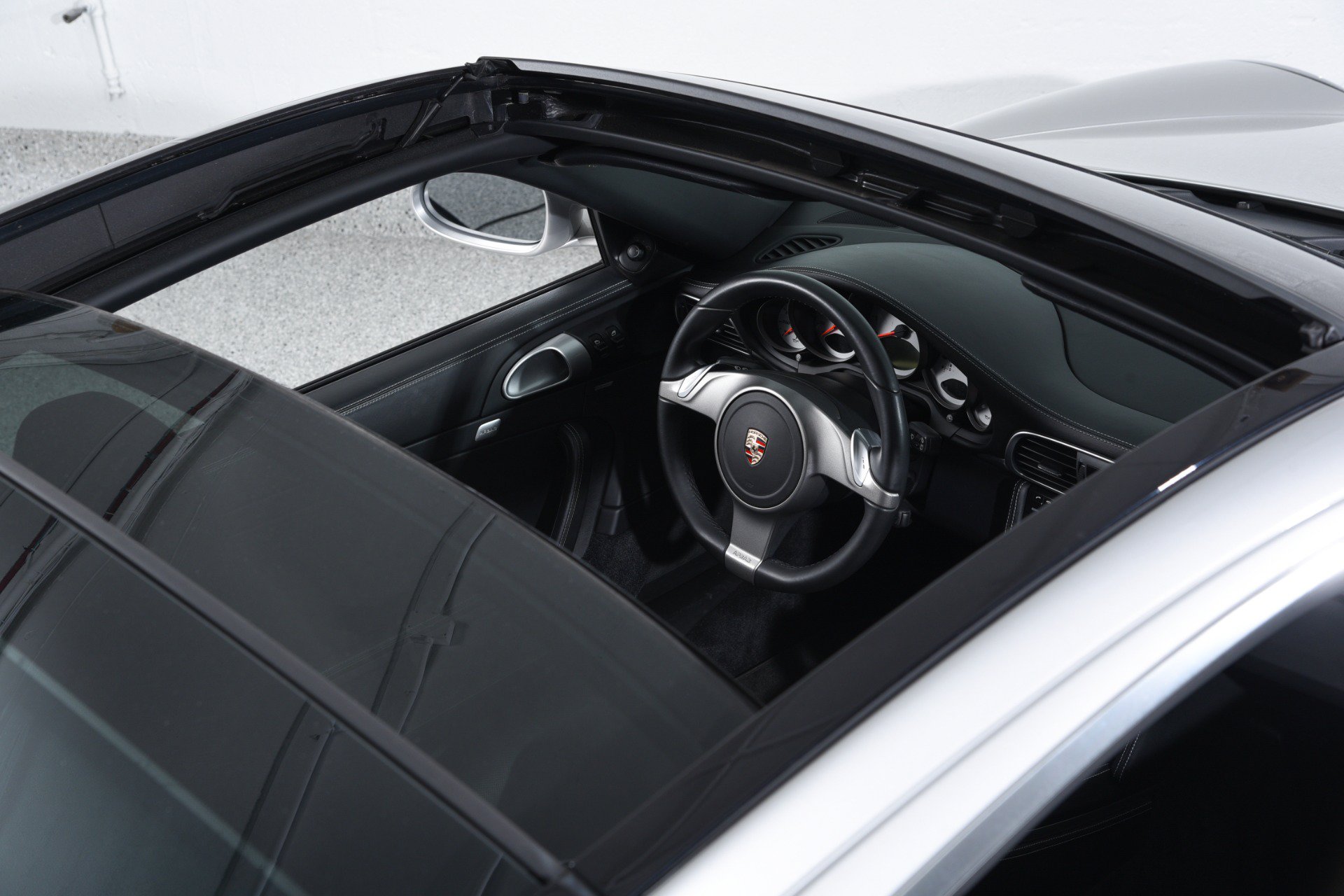 Used 2010 Porsche 911 Targa 4S AWD/4WD image 10