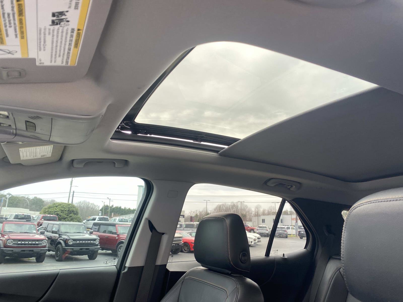 Used 2020 Chevrolet Equinox Premier image 21