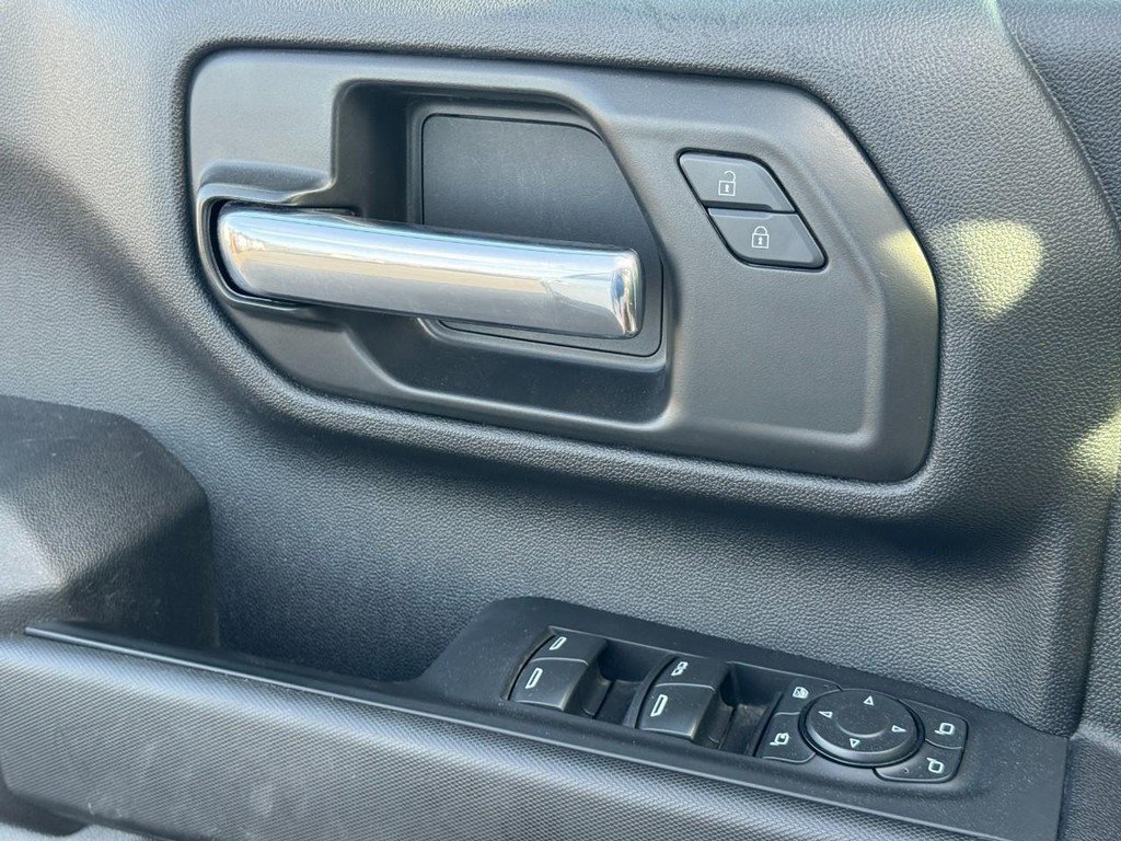 Certified 2024 Chevrolet Silverado 2500 Custom w/ Custom Value Package AWD/4WD image 23