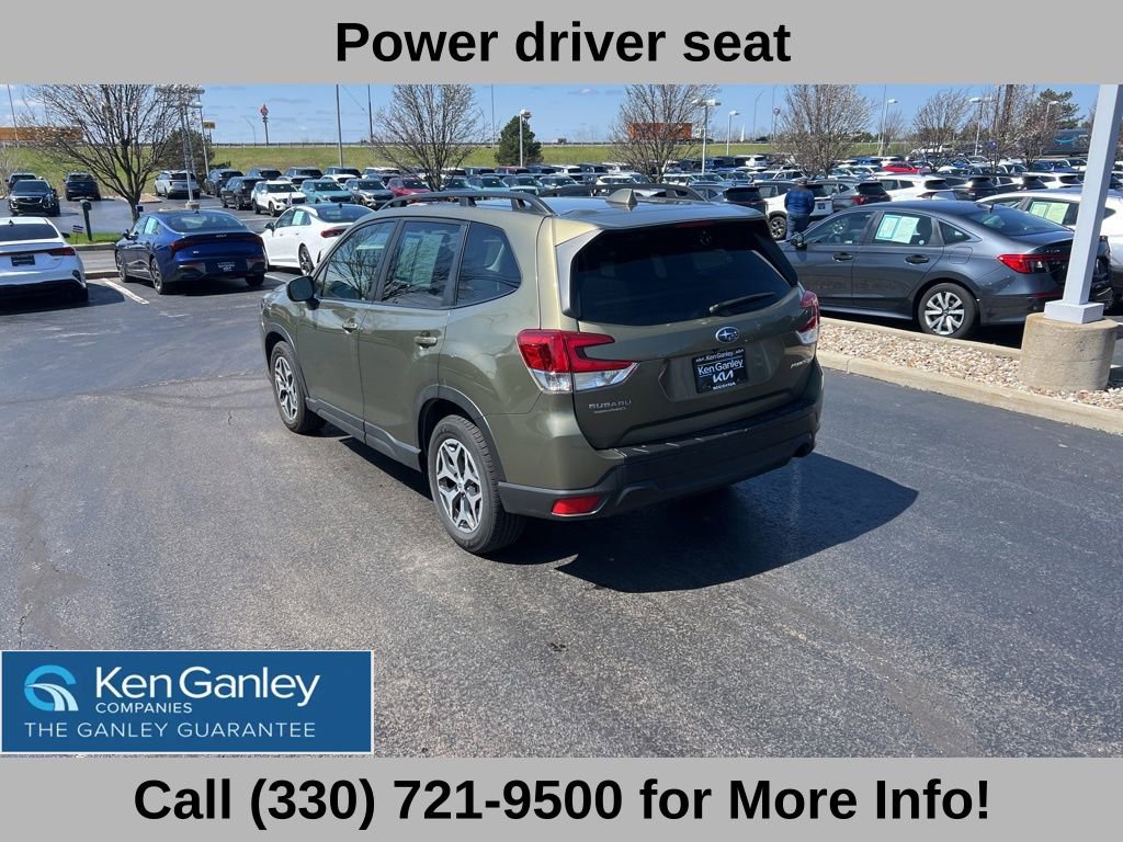 Used 2023 Subaru Forester Premium image 14