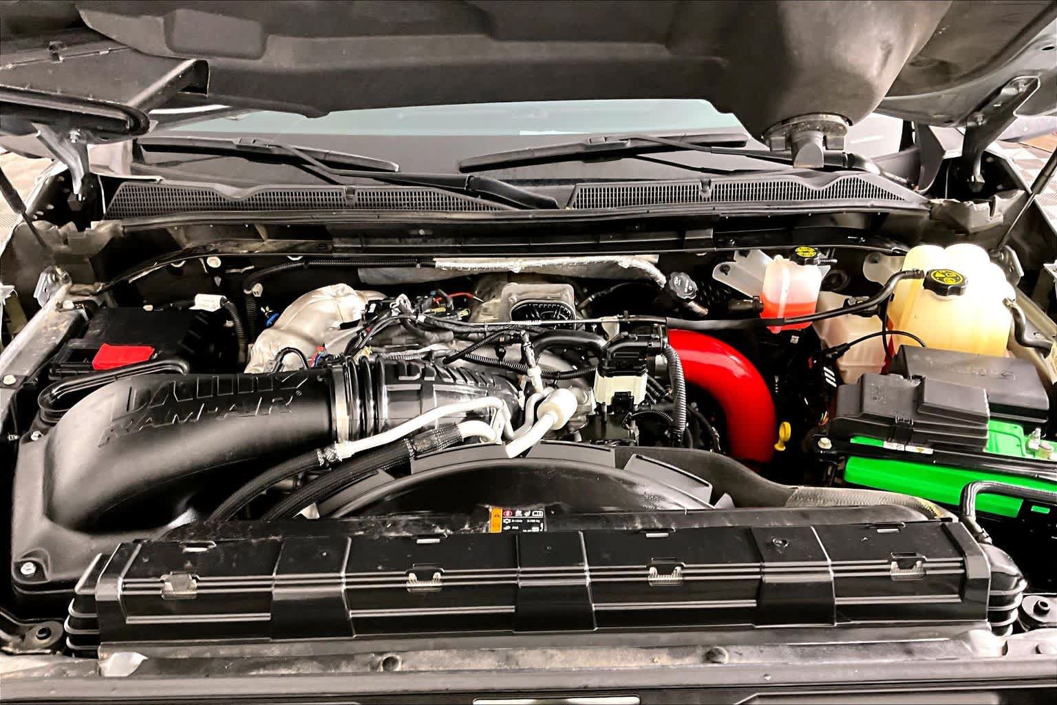 Used 2024 GMC Sierra 3500 Denali Ultimate AWD/4WD image 29