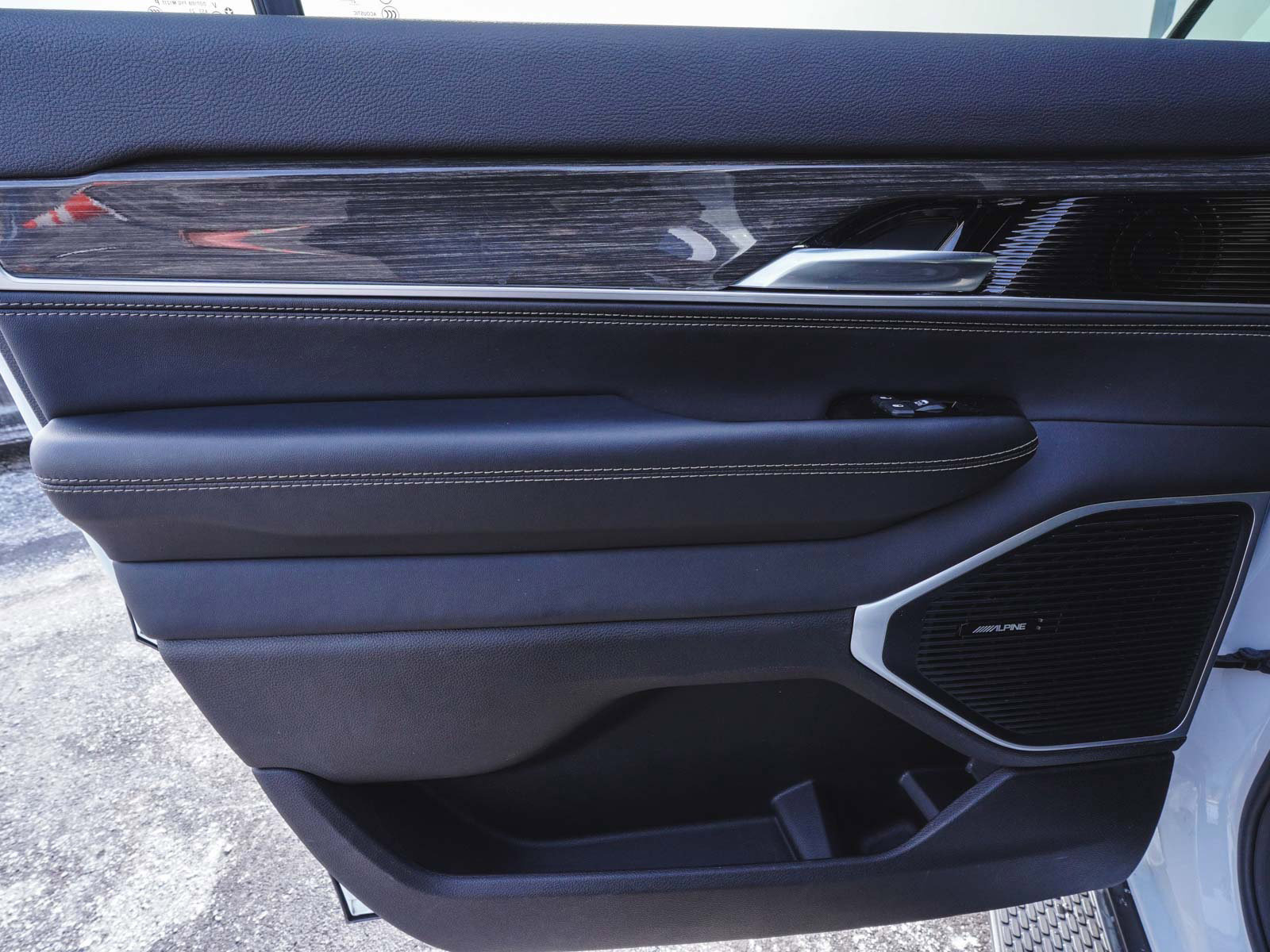 Used 2022 Jeep Wagoneer Series II image 13