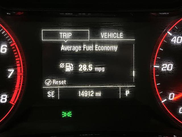 Used 2024 Chevrolet Trax RS w/ Driver Confidence Package image 6