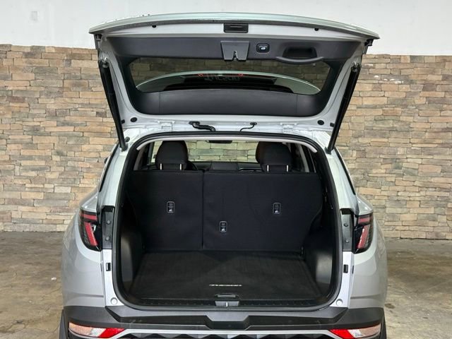 Used 2023 Hyundai Tucson SEL w/ Cargo Package AWD/4WD image 8