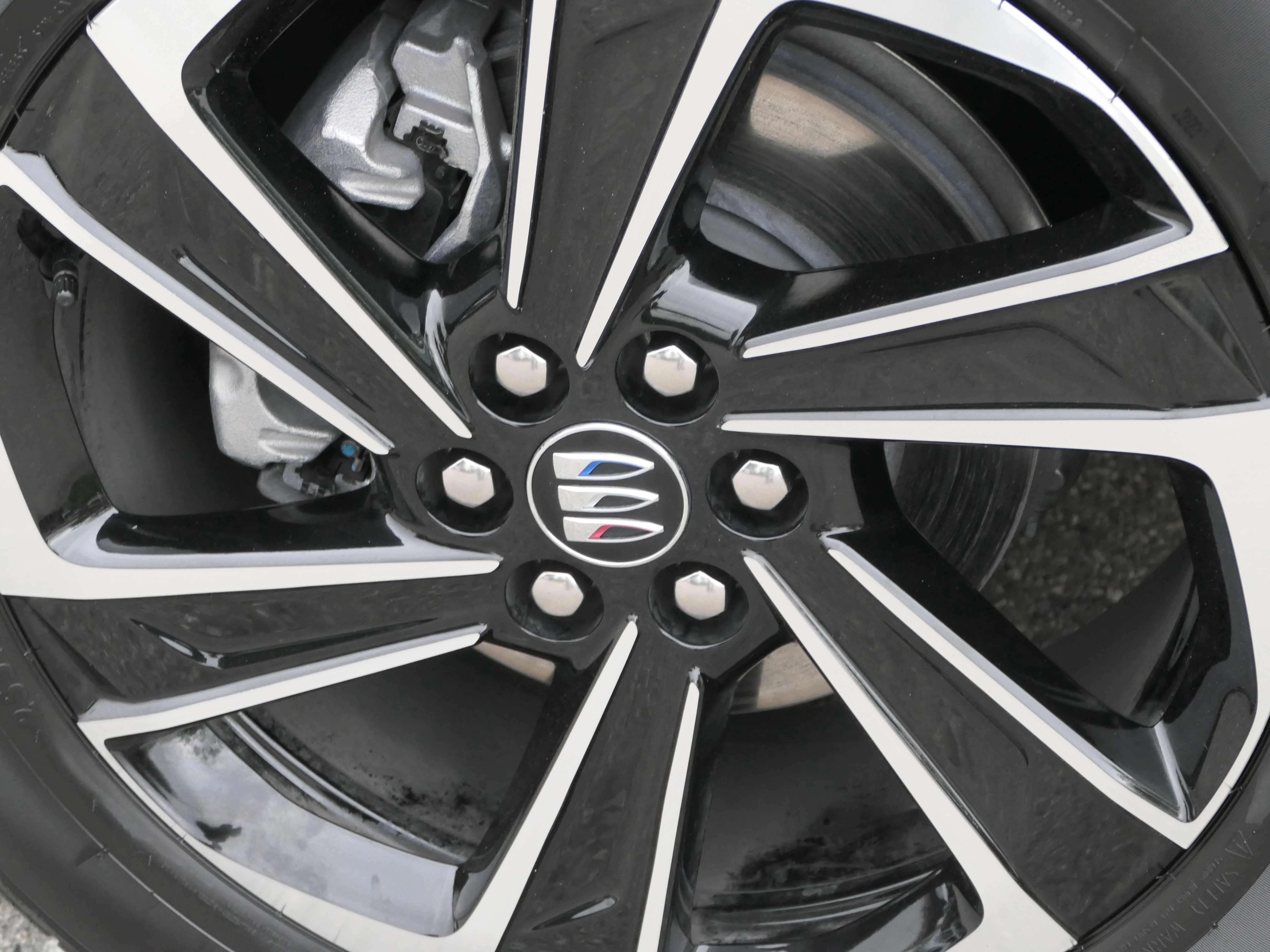 New 2026 Buick Enclave Sport Touring w/ Power Package image 11