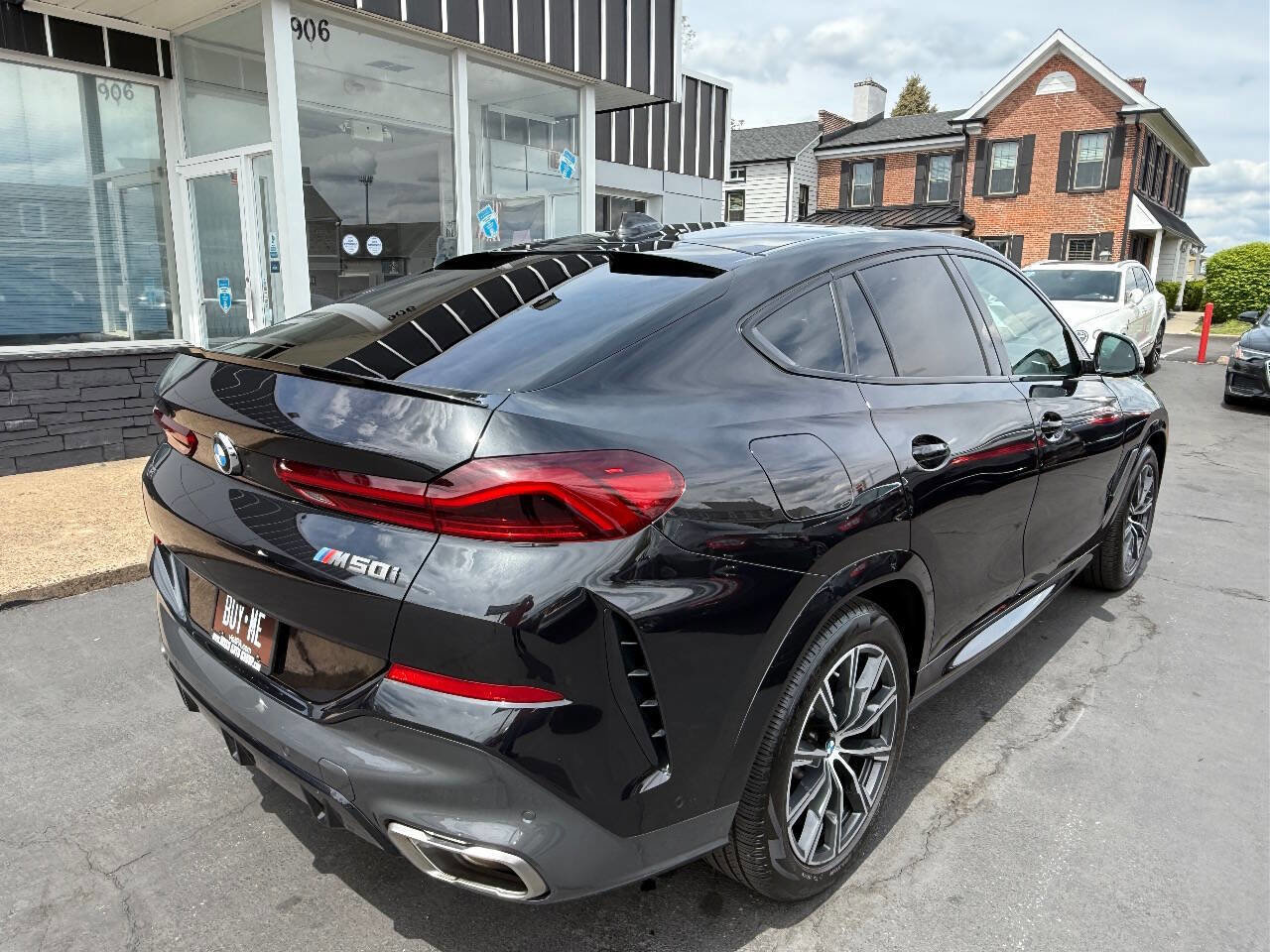 Used 2023 BMW X6 M50i w/ Executive Package AWD/4WD image 8
