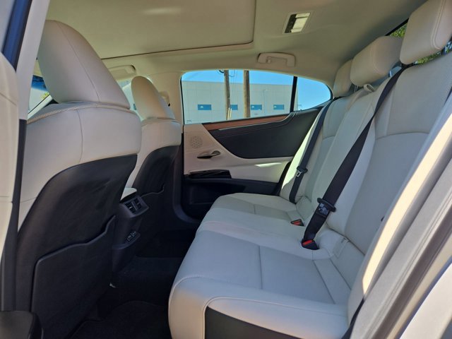 Used 2025 Lexus ES 350 Premium w/ Premium Package image 13