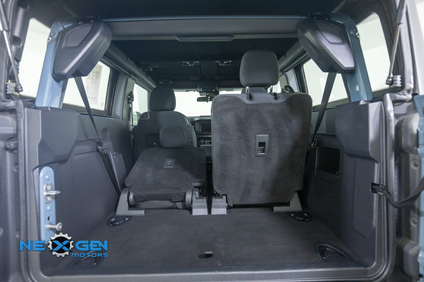 Used 2022 Ford Bronco 2-Door AWD/4WD image 36