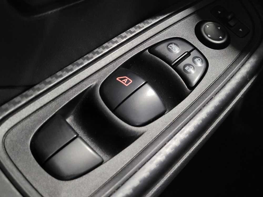 Used 2020 Nissan Versa S image 27