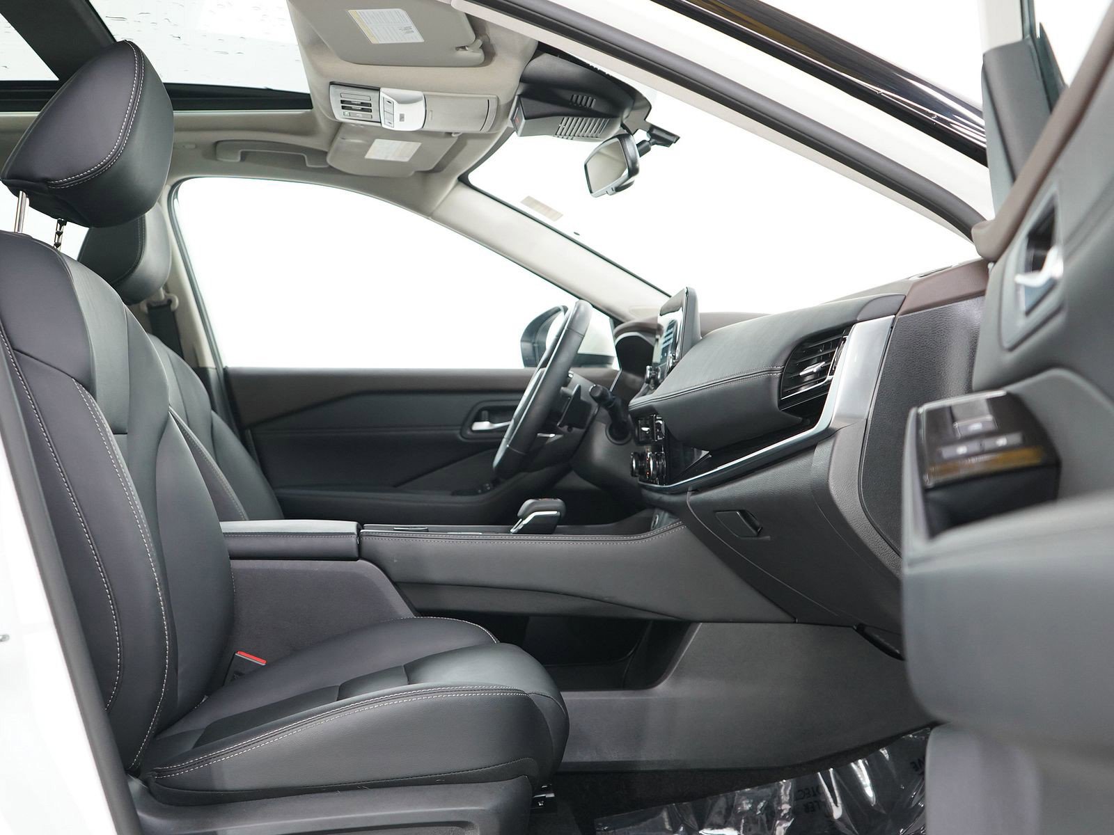 Used 2023 Nissan Rogue SL w/ SL Premium Package AWD/4WD image 12