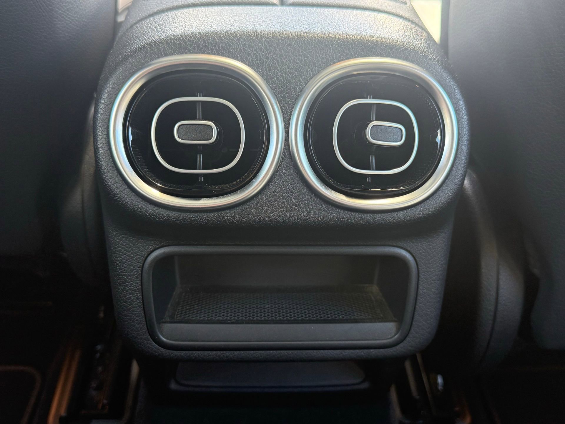 Used 2025 Mercedes-Benz GLC 43 AMG 4MATIC image 23