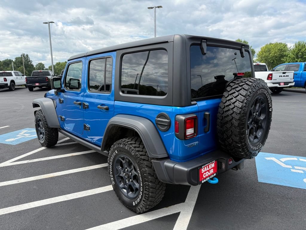 Used 2023 Jeep Wrangler Unlimited w/ Cold Weather Group AWD/4WD image 6