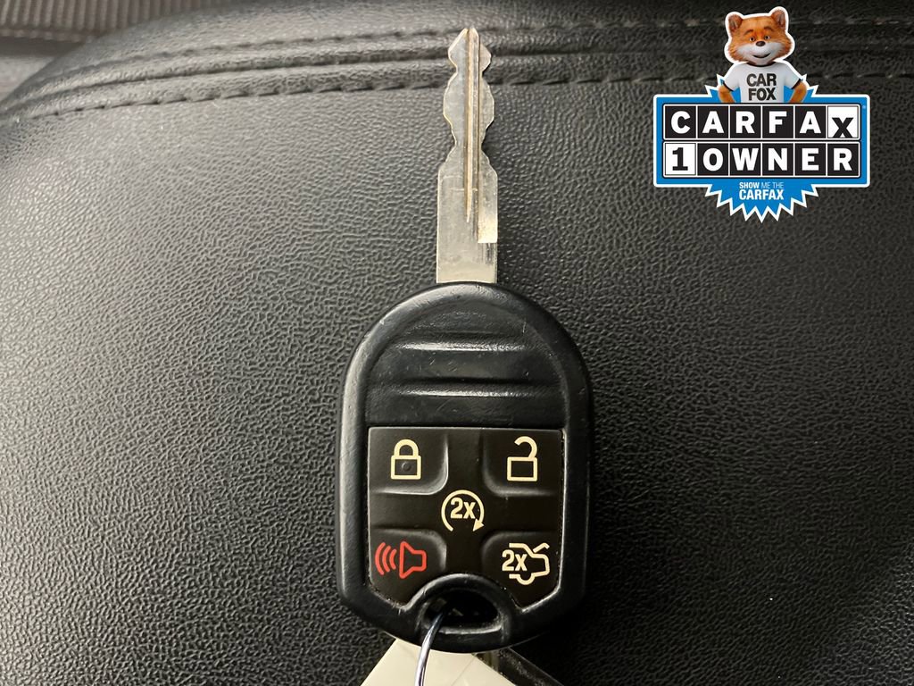 Used 2014 Ford Taurus SEL w/ Equipment Group 201A image 33