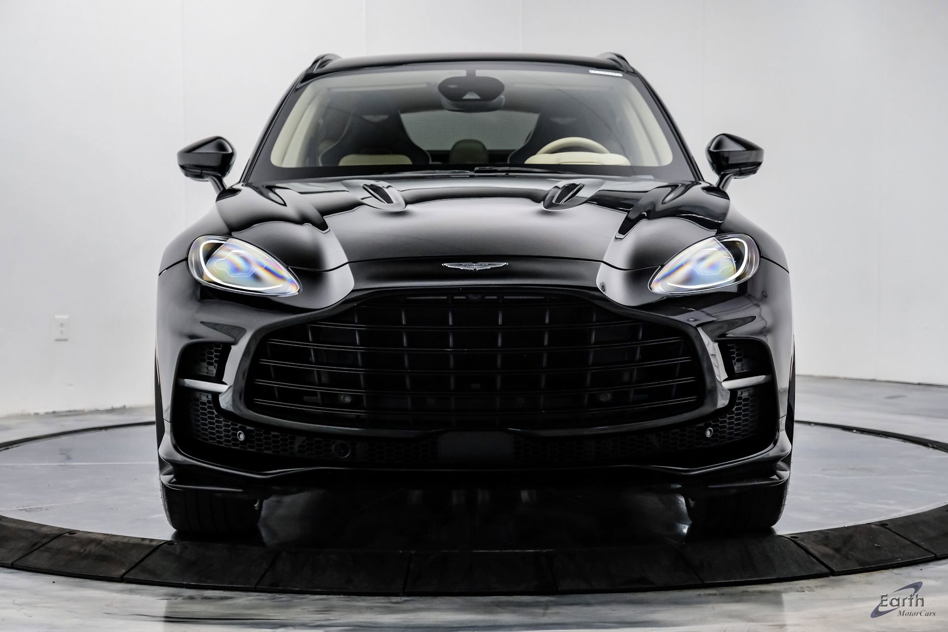 Used 2023 Aston Martin DBX 707 image 28