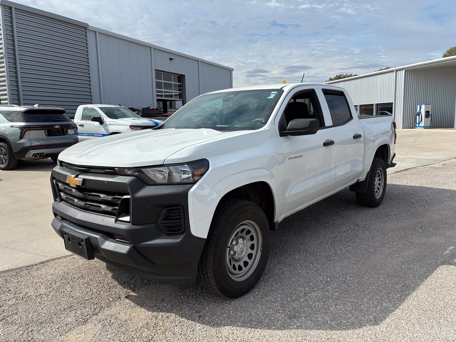 Used 2023 Chevrolet Colorado W/T w/ WT Convenience Package RWD image 1