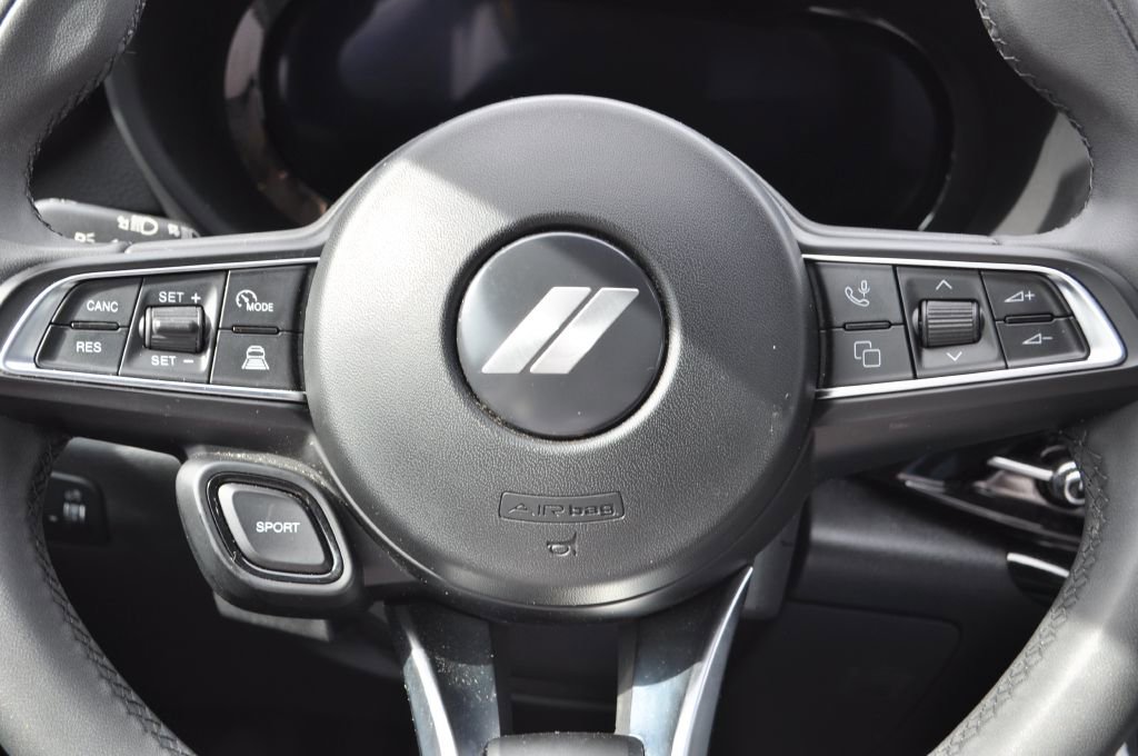 Used 2024 Dodge Hornet GT image 9