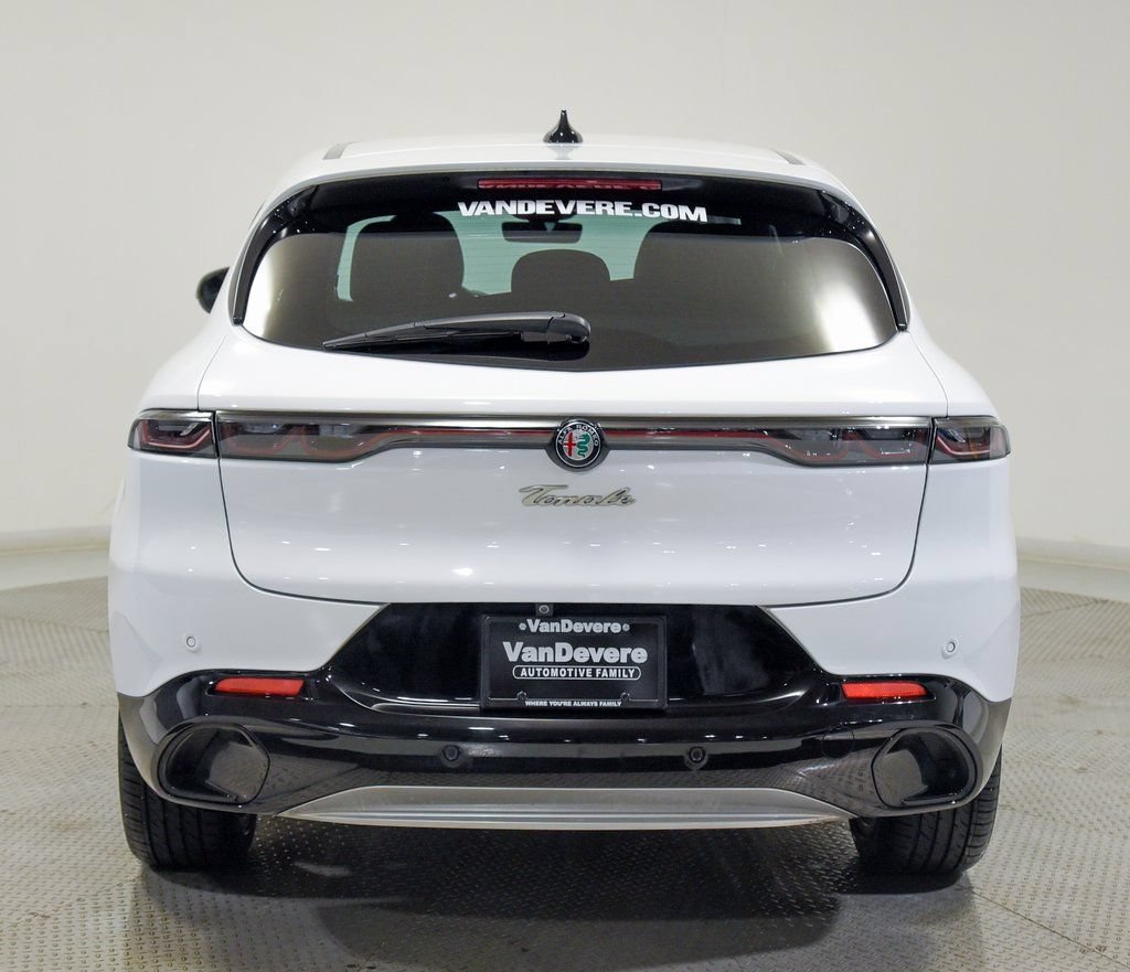 Used 2024 Alfa Romeo Tonale Ti w/ Premium Interior Package AWD/4WD image 8