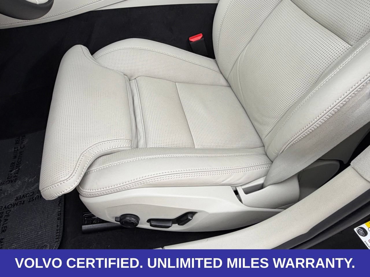 Certified 2025 Volvo V90 B6 Cross Country Ultra AWD/4WD image 28
