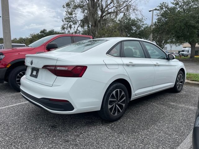 Used 2024 Volkswagen Jetta S FWD image 3
