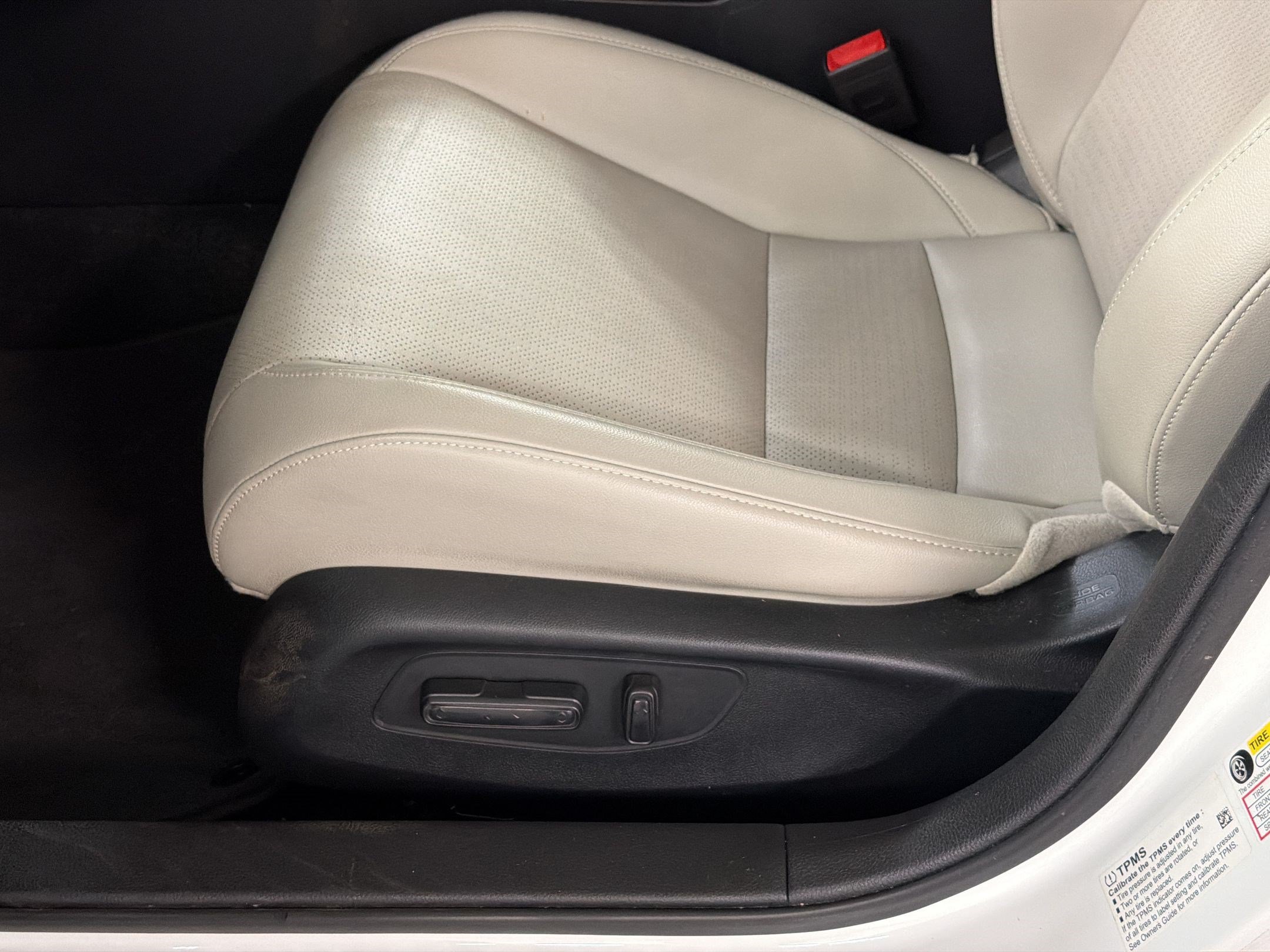 Certified 2024 Honda Civic EX-L image 13