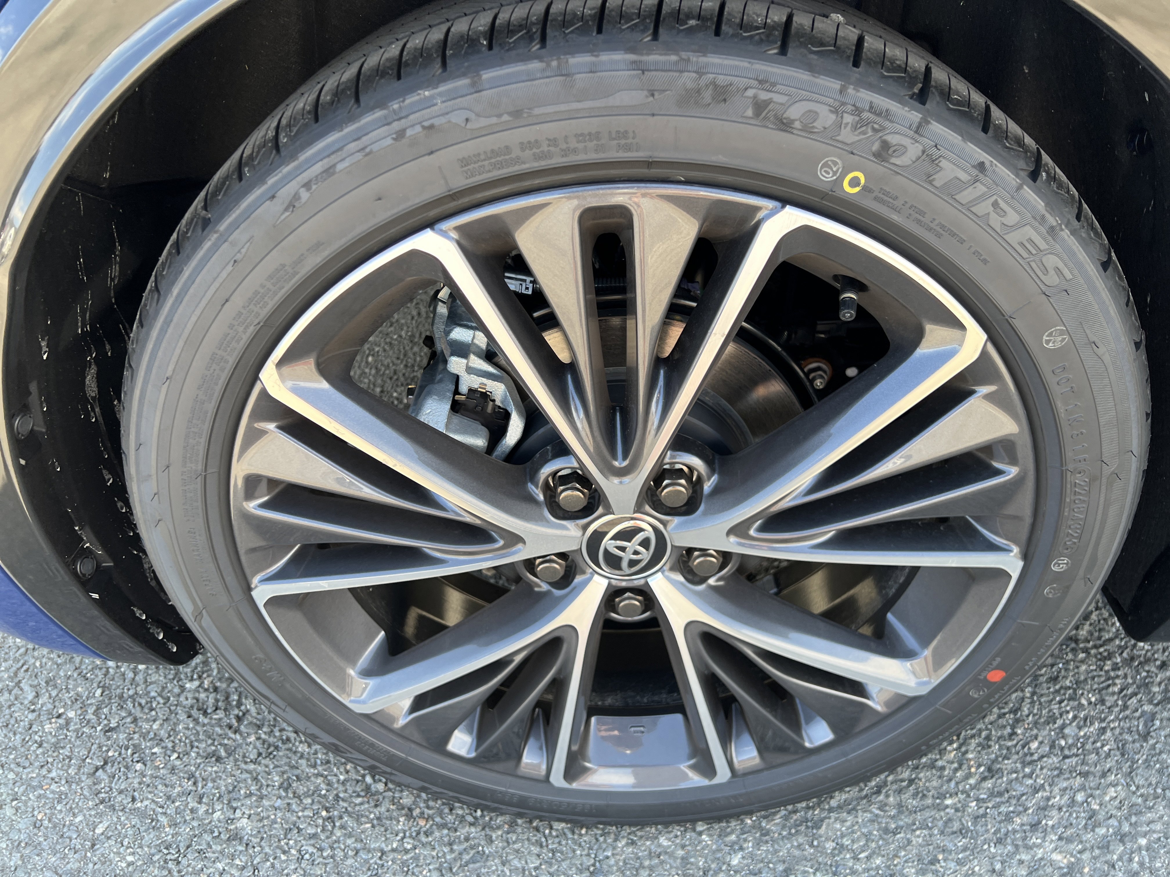 New 2026 Toyota Prius XLE image 7