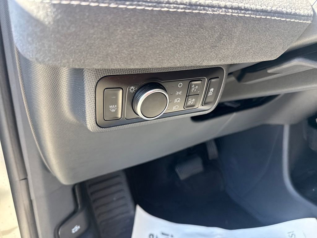 Used 2025 Ford Mustang Mach-E GT image 27